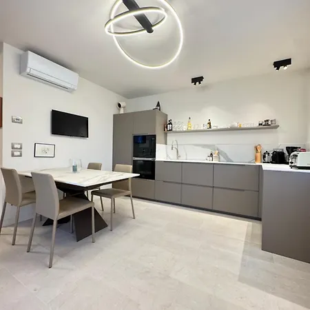 Casa Reni *