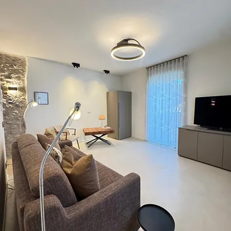 Casa Reni * 托里德尔贝纳科