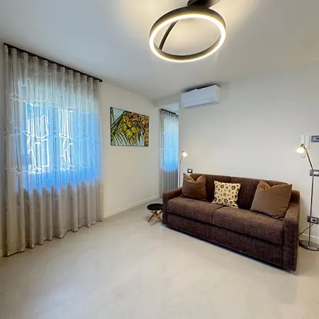 Casa Reni * 托里德尔贝纳科